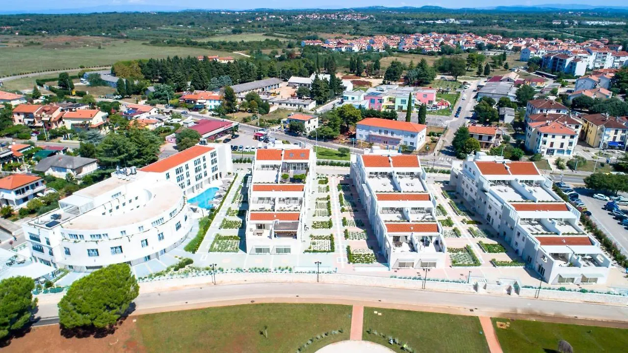 Garden Palace Marjeta Apartment With Free Parking Umag