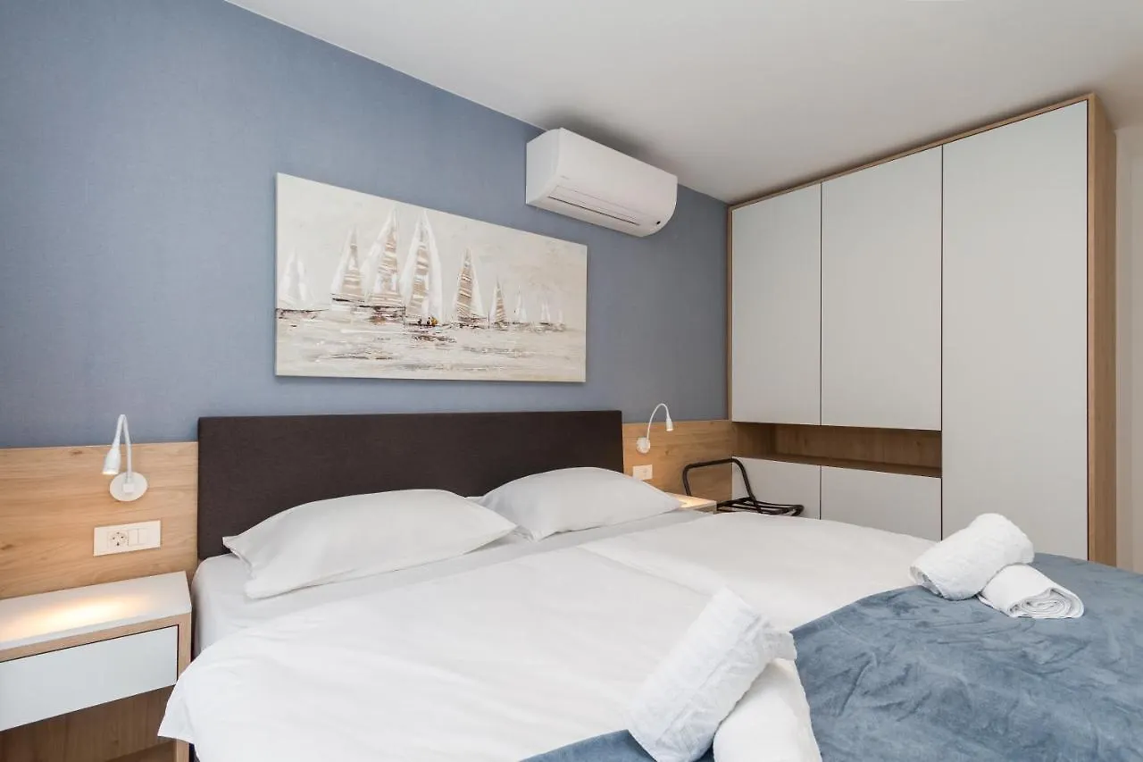Garden Palace Marjeta Apartment With Free Parking Umag Croatia