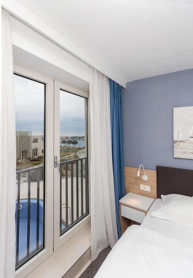 Garden Palace Marjeta Apartment With Free Parking Umag 0*,